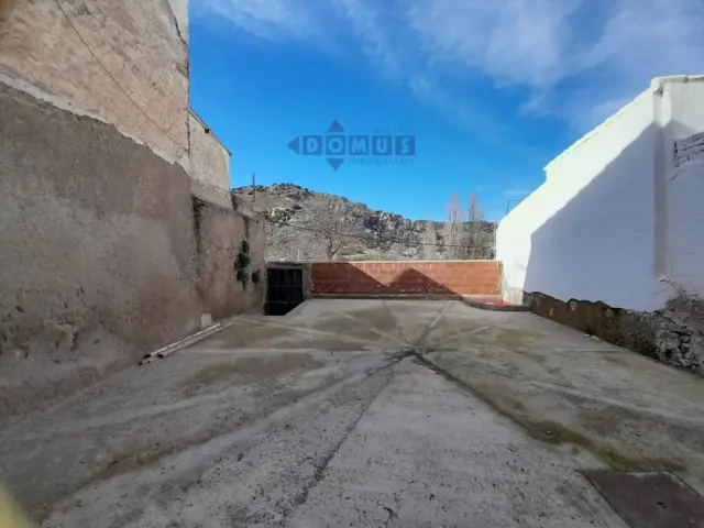 House in Cuevas del Becerro photo 2