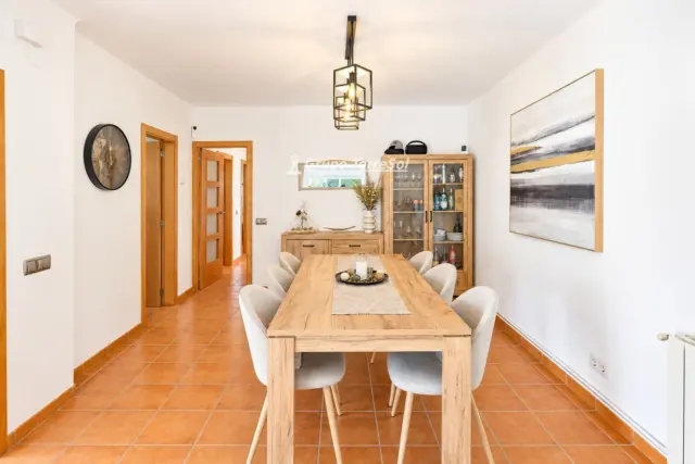 Chalet on Llessiu Street photo 18