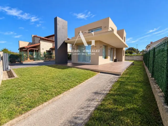 Chalet en calle Pontejos Otero