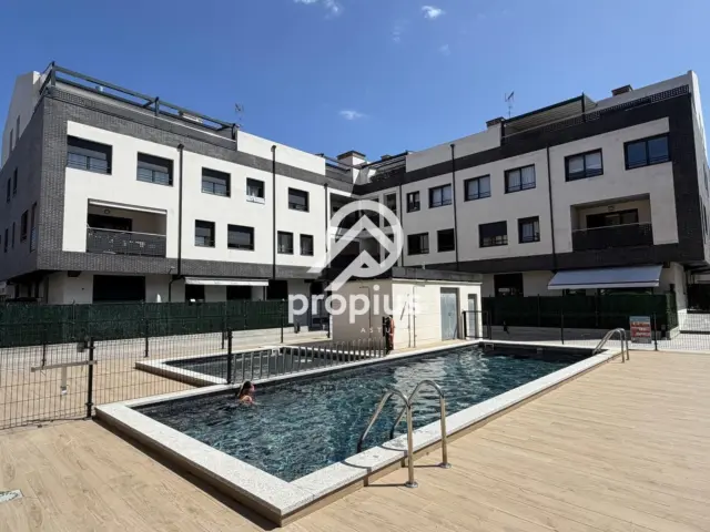 Apartment on Calle Angel Pola, No. 3