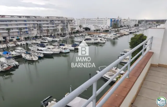 Apartment at Avinguda del Port de l'Estaca, 20