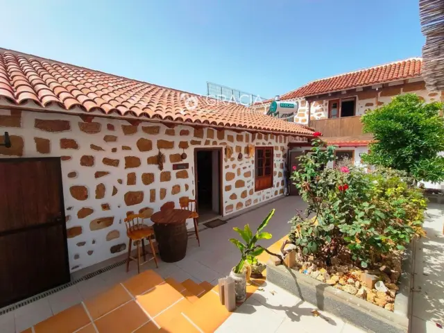 Casa en Núcleo Urbano