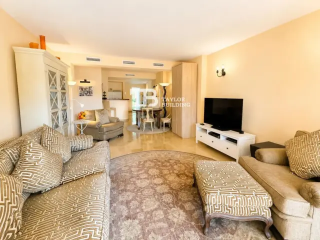 Apartment in Carrer de Chopín photo 2