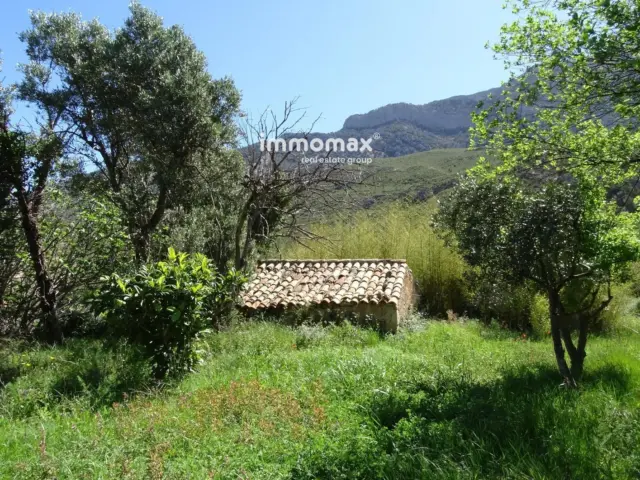 Rustic Finca in Horta de Sant Joan