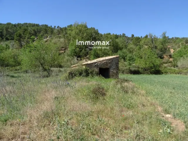 Rustic finca in Horta de Sant Joan