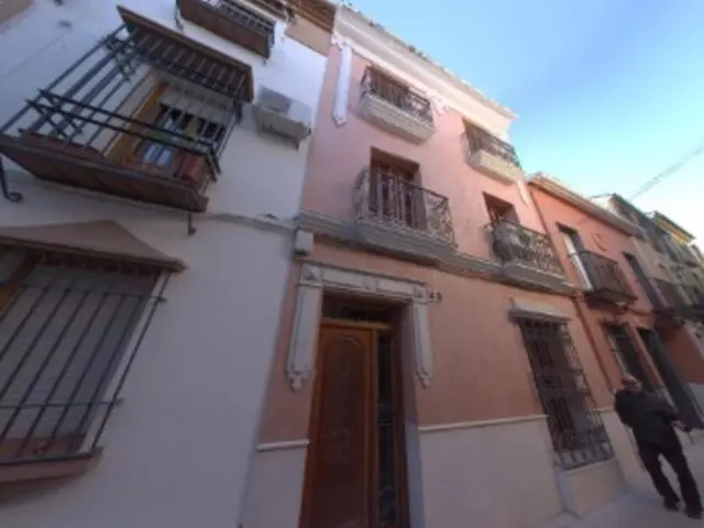 Duplex on Lademora Street