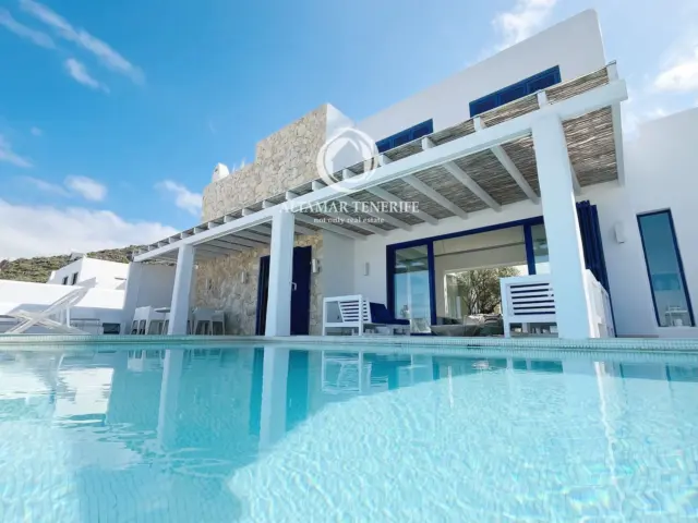 Villa in Adeje Norte