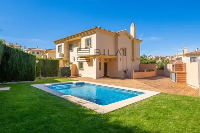 Chalet in Los Pacos