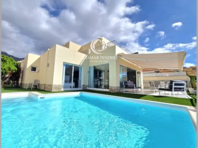 Villa in Costa Adeje