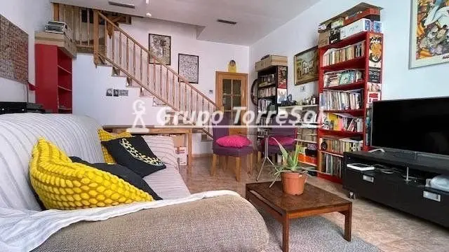 Duplex on Carrer de Pàdua photo 2