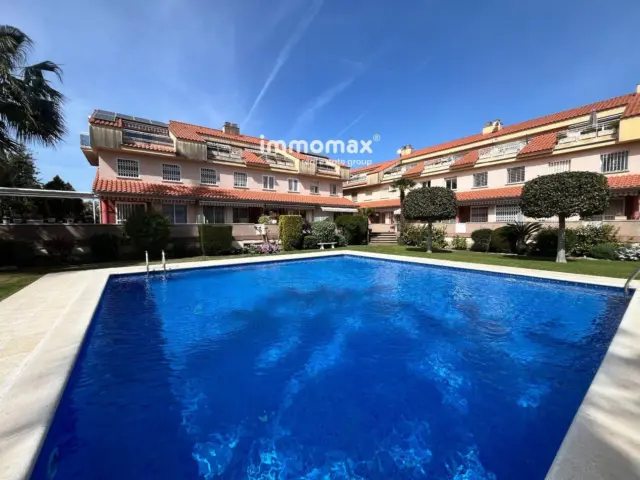 Terraced house in Platja de La Mota de Sant Pere photo 2