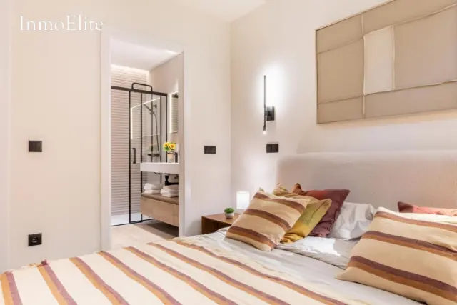 Apartment on Calle de Diego de León photo 24