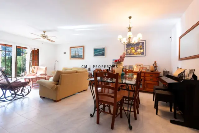 Townhouse in La Cañada photo 2