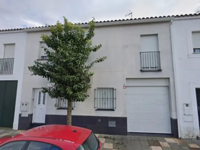 Casa en Ronda de la Independencia