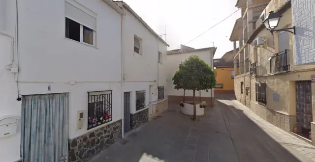 Terraced house on Calle Zacatín