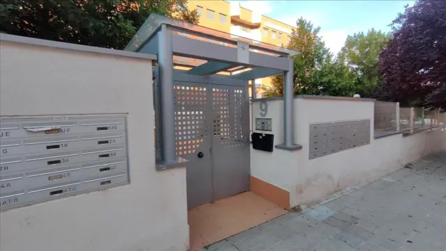 Apartment on Fresneda Street