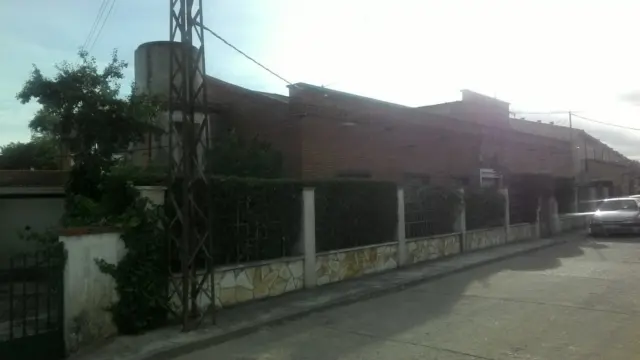 House on Ferroviarios Street