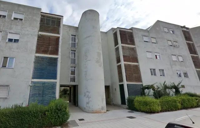 Apartment on Poeta Ramón de Garcíasol Street