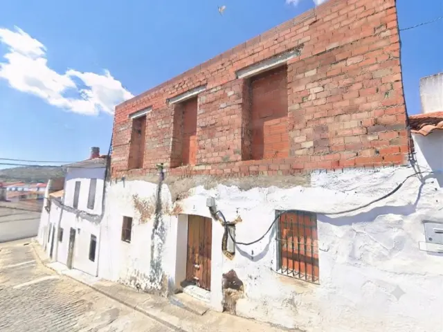 Casa adosada en calle Quiebra