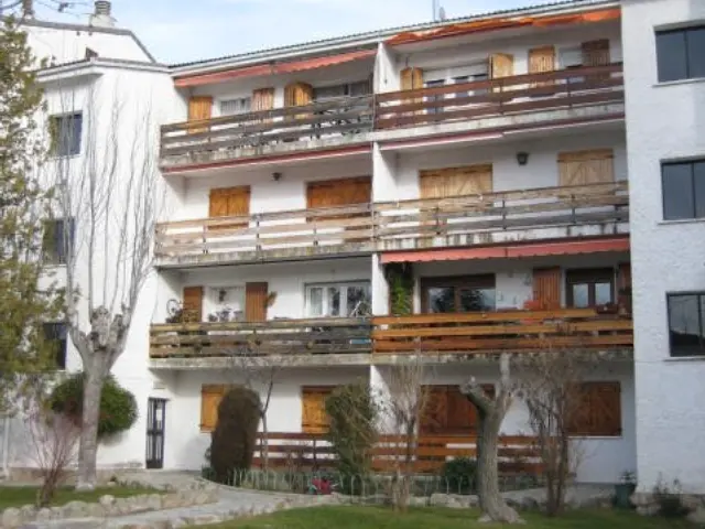 House on Nuevo Guadarrama Street