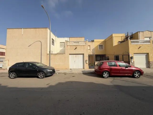 House on Calle de Artichuela