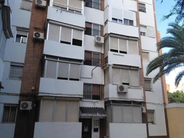 House in Plaza del Mirabras