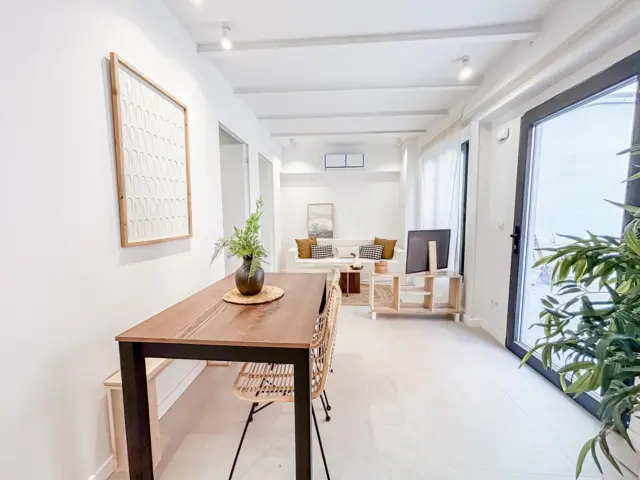 Flat on Calle de Pío IX