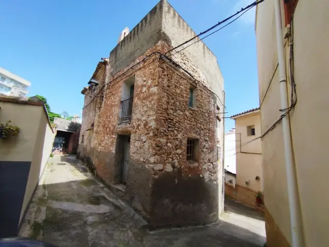 Semi-detached chalet on Carrer del Agua, 15