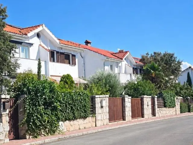 Casa pareada en Urbanizacion