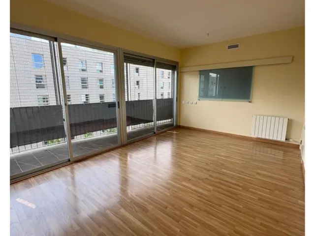 Apartment on Joana Raspall Street photo 2