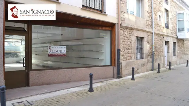 Commercial premises for rent in Calle Doctor Albiñana, Villarcayo (Villarcayo de Merindad de Castilla La Vieja) of 500 €<span>/month</span>