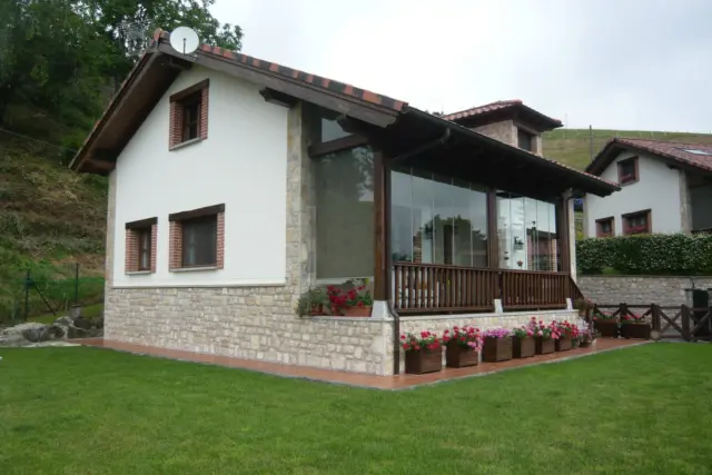 House for sale in Oriente - Parres, Castiello de Parres (Parres) of 385.000 €