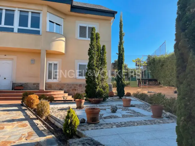 House in Valdemorillo photo 4