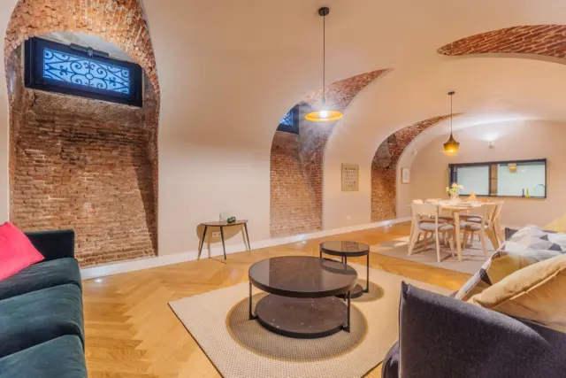 Flat on Calle de Zorrilla photo 2