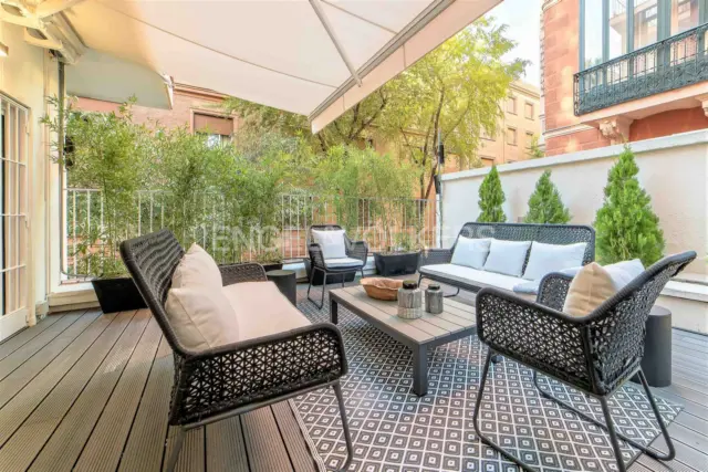 Apartamento en alquiler en Paseo del Pintor Rosales - Imagen 46