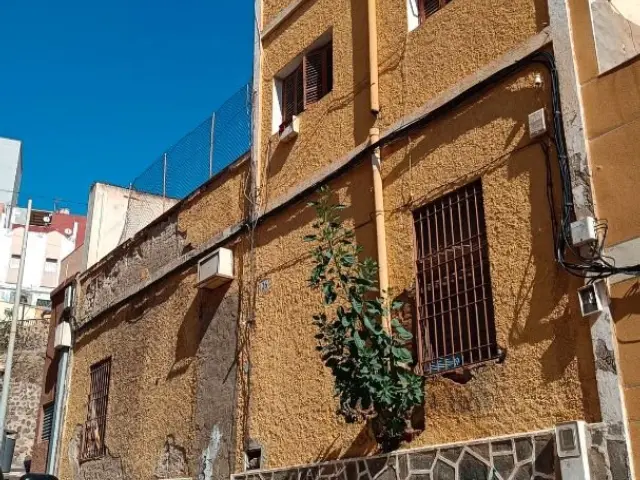 Casa en calle calle Mariscal Scherlock, nº 18