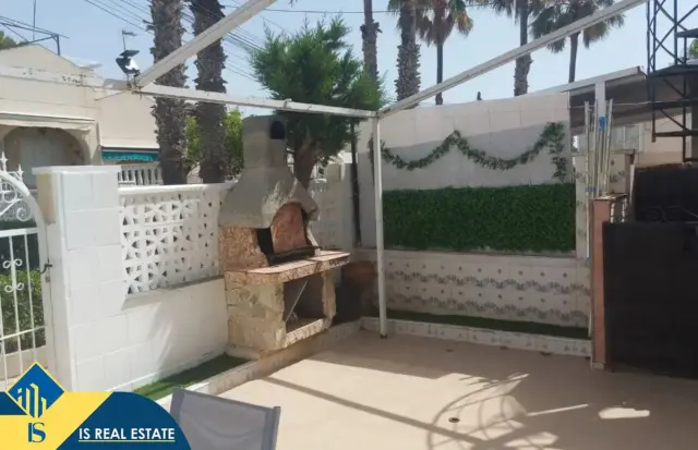 Bungalow for sale in Los Balcones-Los Altos-Punta Prima photo 3