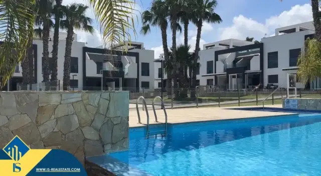 Casa en Cabo Roig-La Zenia-La Regia
