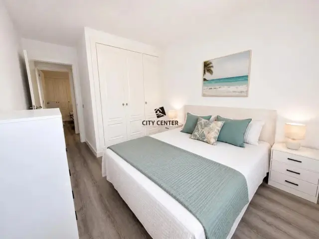 Apartment at Avenida Adeje 300, 46