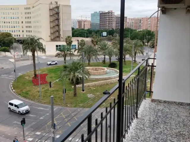 Piso en Avinguda Periodista Rodolfo Salazar