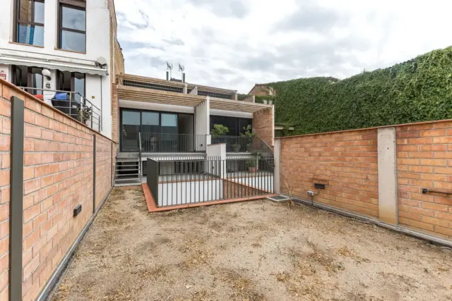 Townhouse in Molins de Rei photo 4
