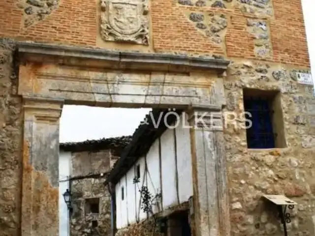 Casa adosada en Valdeavellano