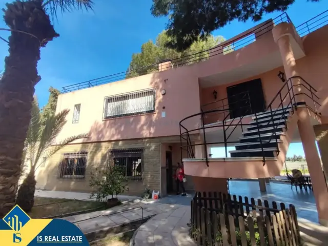 Chalet in Los Balcones-Los Altos-Punta Prima photo 5