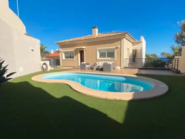 House for sale in Candelaria-Playa de La Viuda, Candelaria-Playa de La Viuda (Candelaria) of 695.000 €