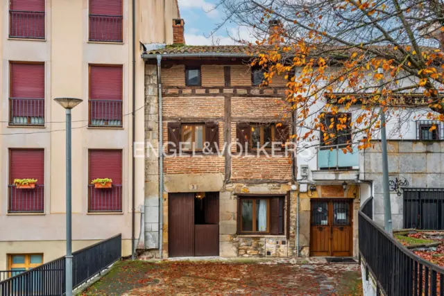 Casa adosada en Eskoriatza