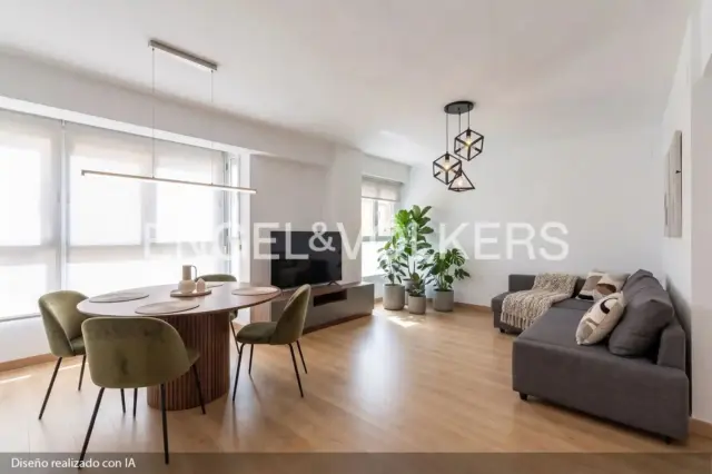 Apartment on Cuenca Tramoyeres Street photo 2
