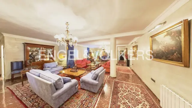 Apartment in Alfalfa
