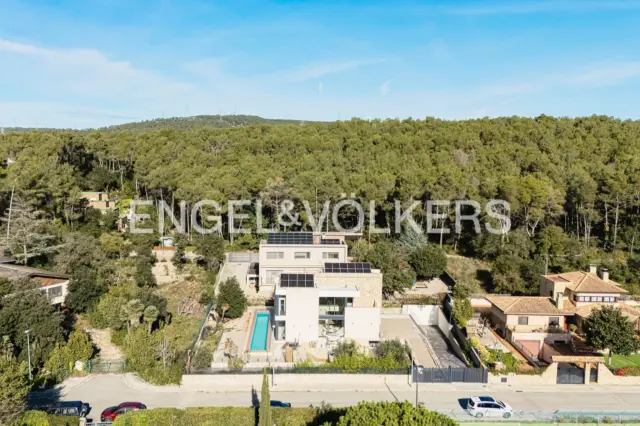 House in Begues photo 2