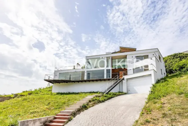 House on Avinguda del Montseny