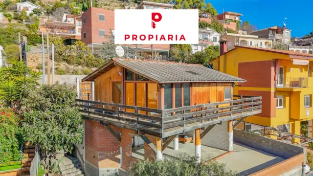 House in Vallirana photo 3